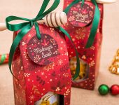 1 miód w kolorowym pudełku na Boże Narodzenie z 1 znakiem zodiaku