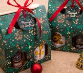 2 miody w kolorowym pudełku na Boże Narodzenie z 1 znakiem zodiaku