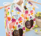 1 miód w kolorowym pudełku na Wielkanoc