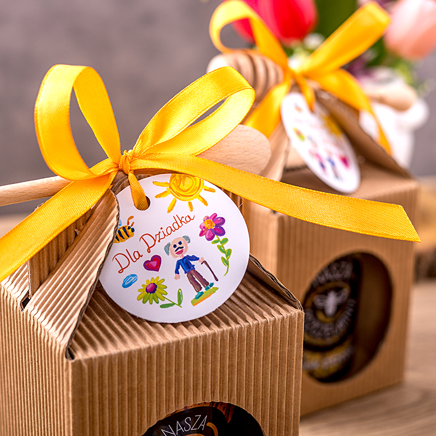 1 miód w kartoniku na Dzień Babci i Dziadka