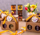 2 miodziki w kartoniku na Dzień Babci i Dziadka