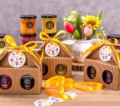 2 miodziki w kartoniku na Dzień Babci i Dziadka