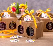 2 miody w kartoniku na Dzień Babci i Dziadka