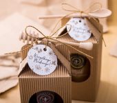 1 duży miód w kartoniku na każdą okazję (2 kolory)