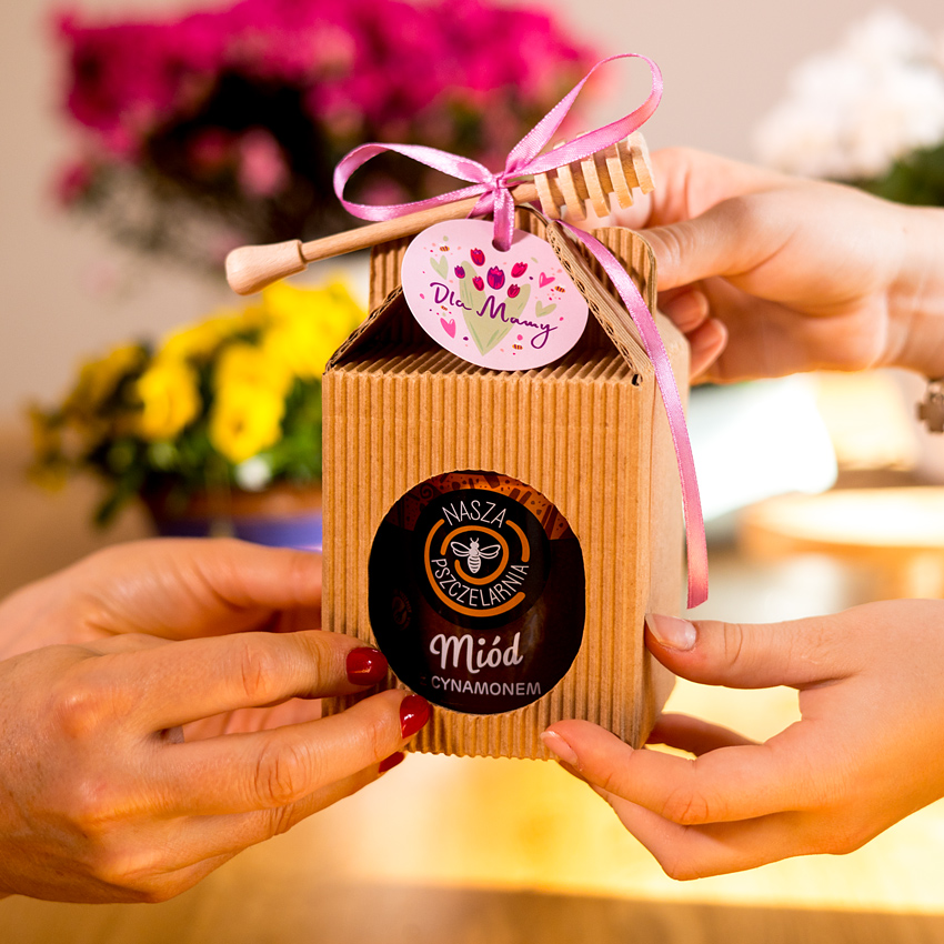 1 miód w kartoniku na Dzień Matki