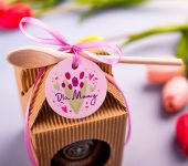 1 miód w kartoniku na Dzień Matki