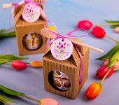 1 miód w kartoniku na Dzień Matki z 1 znakiem zodiaku