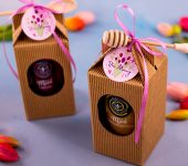 1 duży miód w kartoniku na Dzień Matki