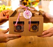 2 miodki w kartoniku na Dzień Matki