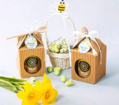 1 miód w kartoniku na Wielkanoc