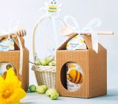 1 miód w kartoniku na Wielkanoc z 1 znakiem zodiaku