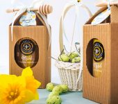 1 duży miód w kartoniku na Wielkanoc