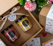 2 miody w pudełku na Dzień Babci lub Dziadka