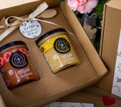 2 miody w pudełku na Dzień Babci lub Dziadka