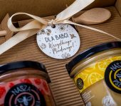 2 miody w pudełku na Dzień Babci lub Dziadka