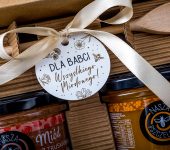 4 miodki w pudełku na Dzień Babci lub Dziadka