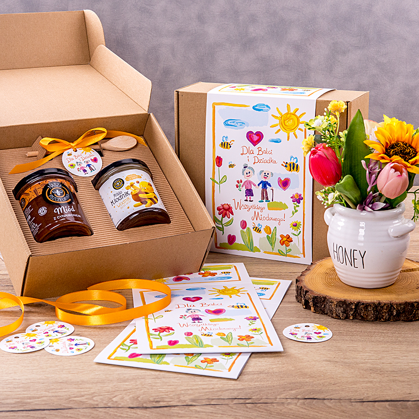 2 miody w pudełku na Dzień Babci i Dziadka z 1 znakiem zodiaku