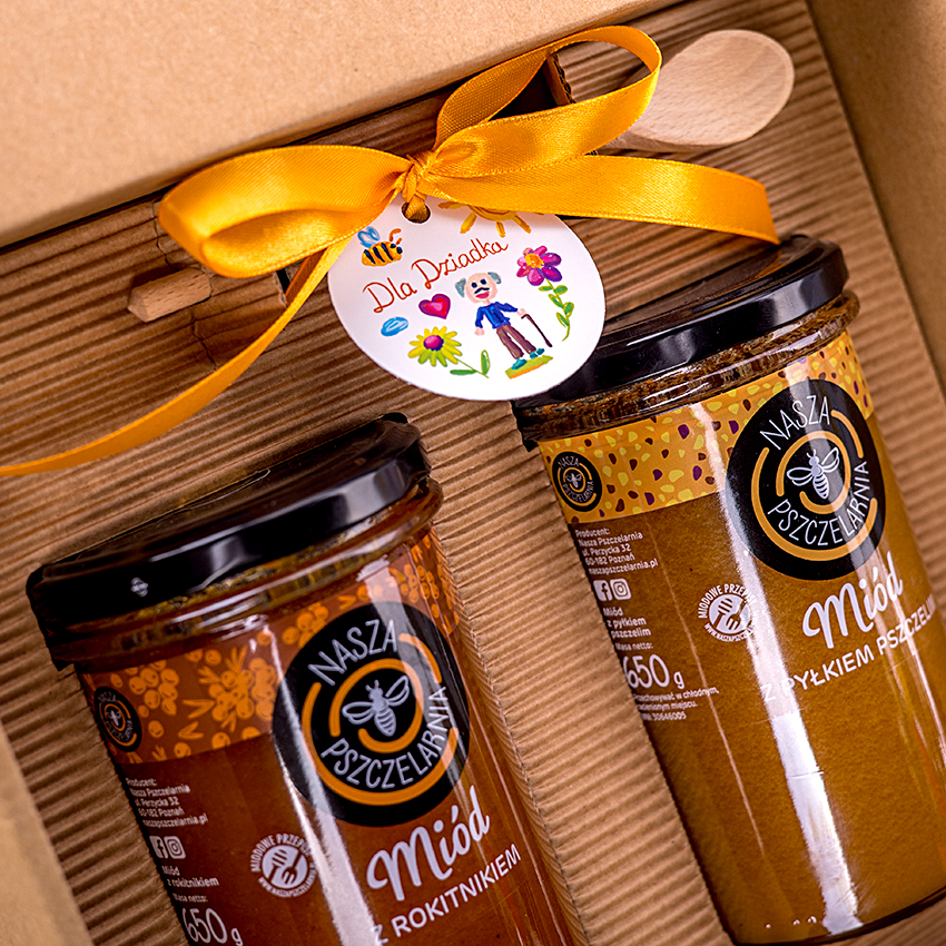 2 duże miody w pudełku na Dzień Babci i Dziadka