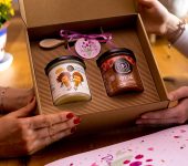 2 miody w pudełku na Dzień Matki z 1 znakiem zodiaku