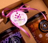 2 duże miody w pudełku na Dzień Matki