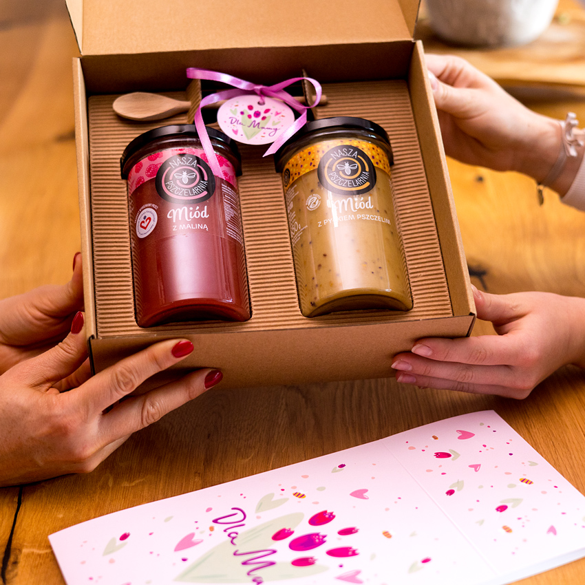 2 duże miody w pudełku na Dzień Matki
