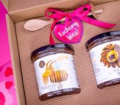 2 miody w pudełku na Walentynki z 2 znakami zodiaku