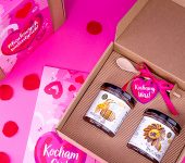 2 miody w pudełku na Walentynki z 2 znakami zodiaku