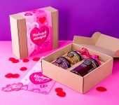 1 duży miód i 2 miodki w pudełku na Walentynki