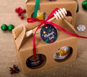 2 miody w kartoniku na Boże Narodzenie z 1 znakiem zodiaku