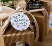 1 miód w kartoniku na Dzień Babci lub Dziadka z 1 znakiem zodiaku