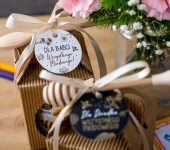 1 miód w kartoniku na Dzień Babci lub Dziadka z 1 znakiem zodiaku