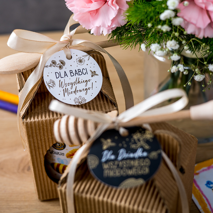 1 miód w kartoniku na Dzień Babci lub Dziadka z 1 znakiem zodiaku