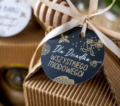 1 duży miód w kartoniku na Dzień Babci lub Dziadka