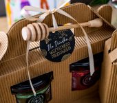 2 miodki w kartoniku na Dzień Babci lub Dziadka