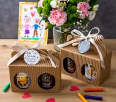 2 miody w kartoniku na Dzień Babci lub Dziadka z 1 znakiem zodiaku