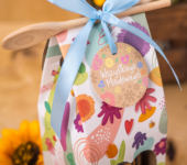 1 miód w kwiatowym pudełku na każdą okazję (3 kolory)