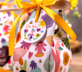 1 miód w kwiatowym pudełku na Dzień Babci i Dziadka