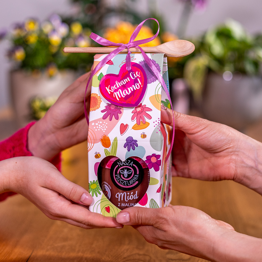 1 miód w kolorowym pudełku na Dzień Matki