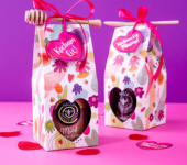 1 miód w kwiatowym pudełku na Walentynki