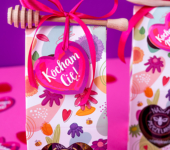 1 miód w kwiatowym pudełku na Walentynki