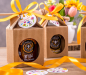 1 miód w kartoniku na Dzień Babci i Dziadka