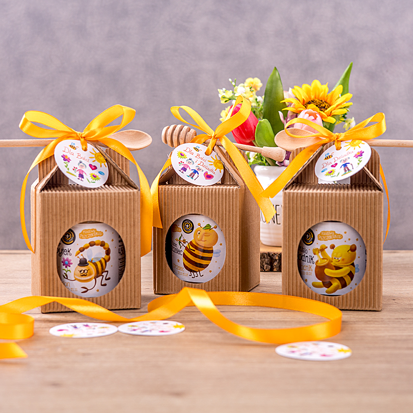 1 miód w kartoniku na Dzień Babci i Dziadka z 1 znakiem zodiaku