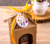 1 duży miód w kartoniku na Dzień Babci i Dziadka