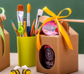 1 miód w kartoniku na Dzień Nauczyciela