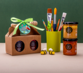 2 miodziki w kartoniku na koniec Roku Szkolnego