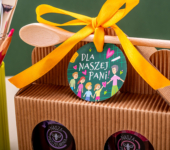 2 miodziki w kartoniku na koniec Roku Szkolnego