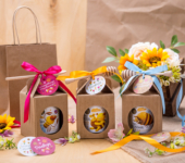 1 miód w kartoniku na Dzień Kobiet z 1 znakiem zodiaku