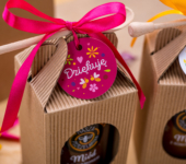 1 duży miód w kartoniku na każdą okazję (3 kolory)