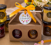 2 miodziki w kartoniku na Dzień Kobiet