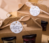 2 miodki w kartoniku na każdą okazję (2 kolory)